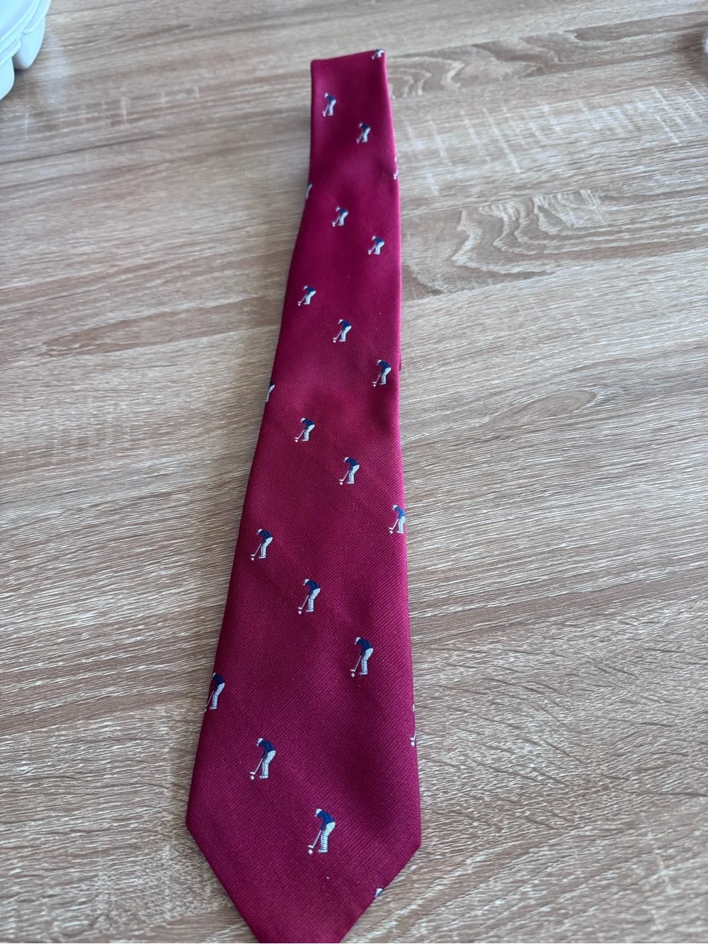 Classic Men's Burgundy Tie with Golf Motif